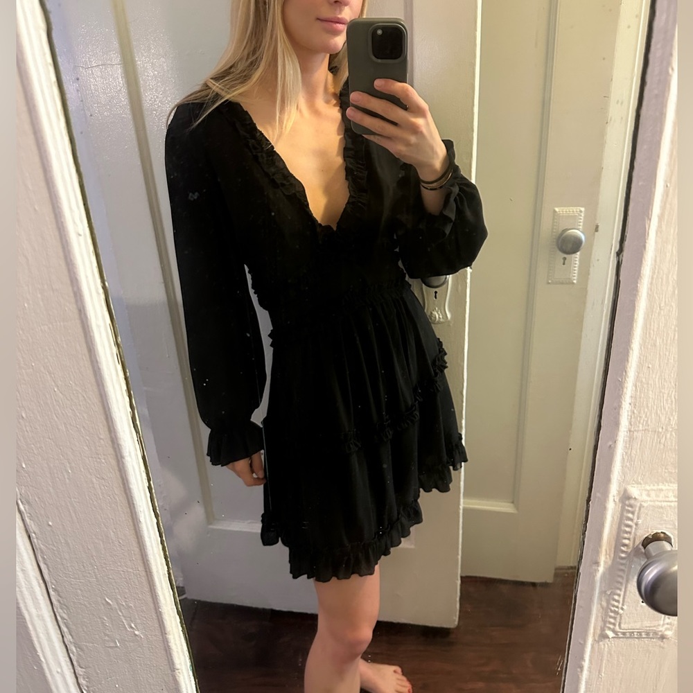 Cute black dress